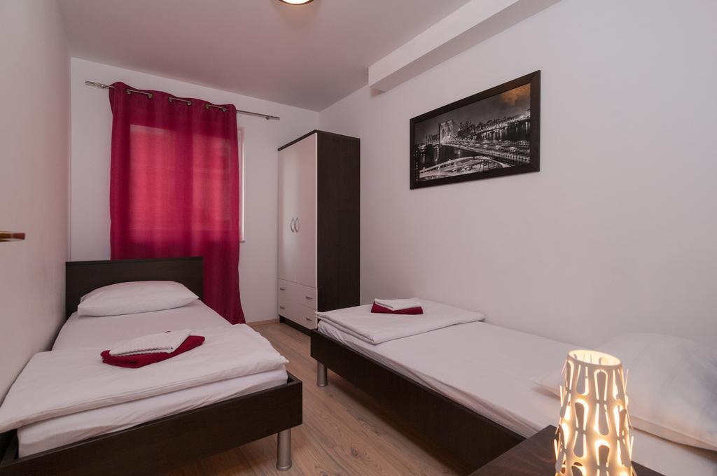 Apartment Bozan Omiš Kültér fotó